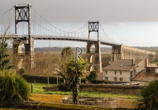 Le pont suspendu, Tonnay-Charente