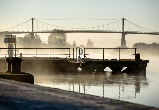 Le pont suspendu de Tonnay-Charente