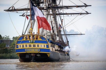 " Rochefort : l'Hermione te salue ! "